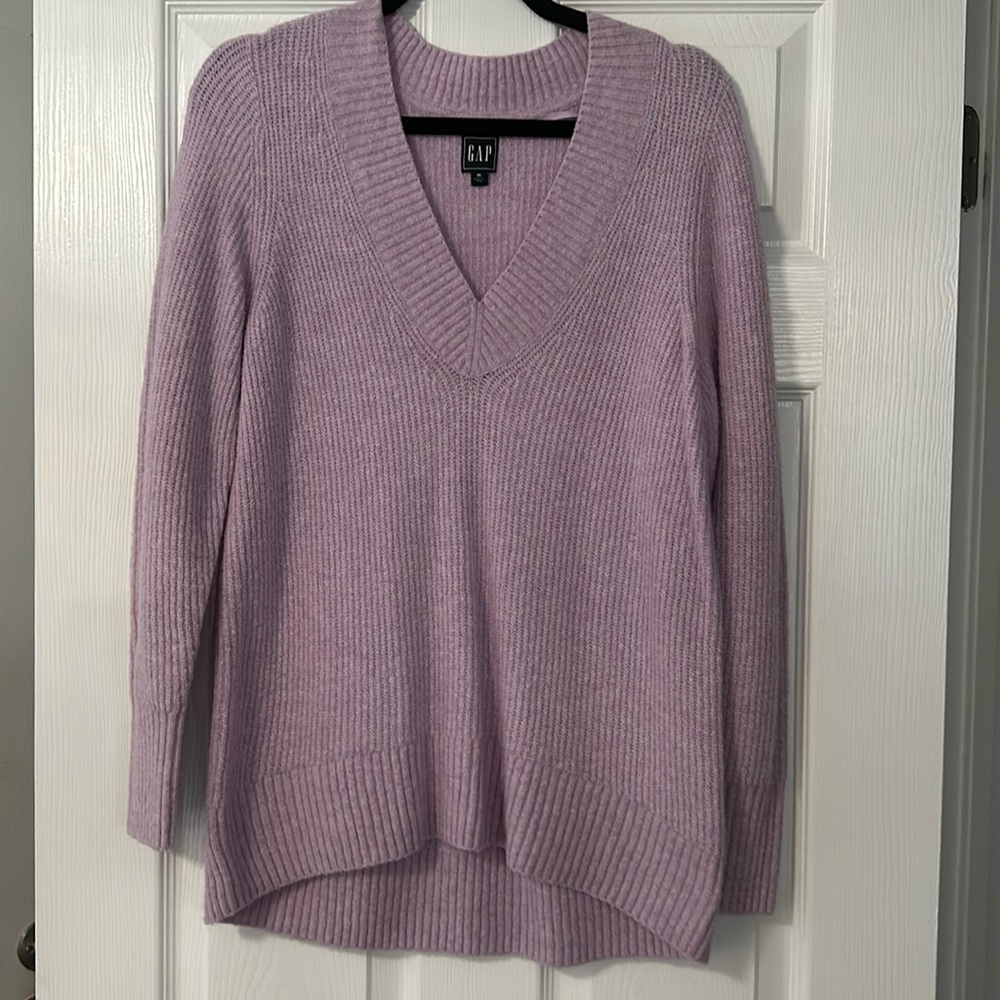 Gap French Lilac Fuzzy V-Neck Sweater - Medium